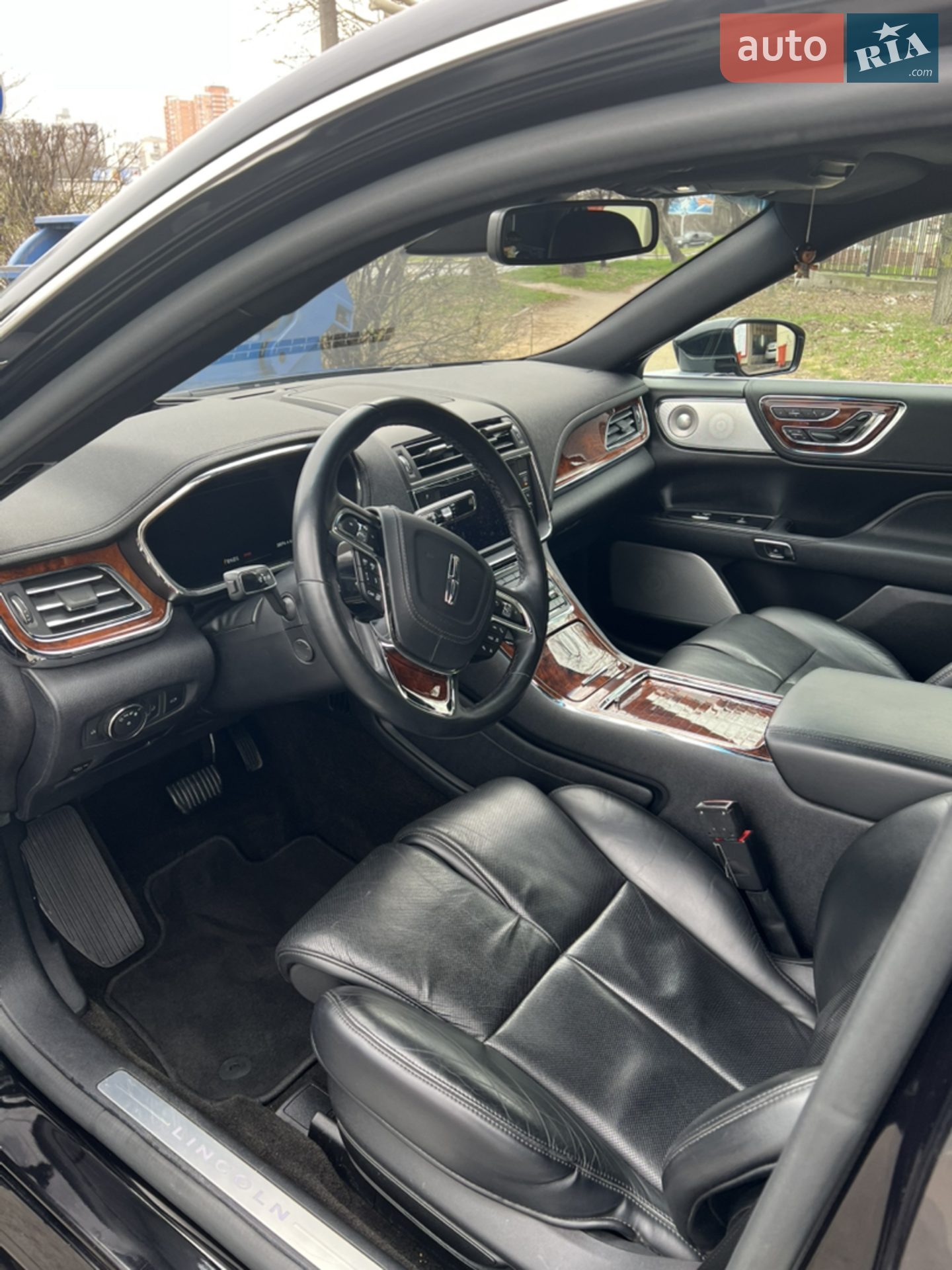 2020 Lincoln Continental - мініатюра 11