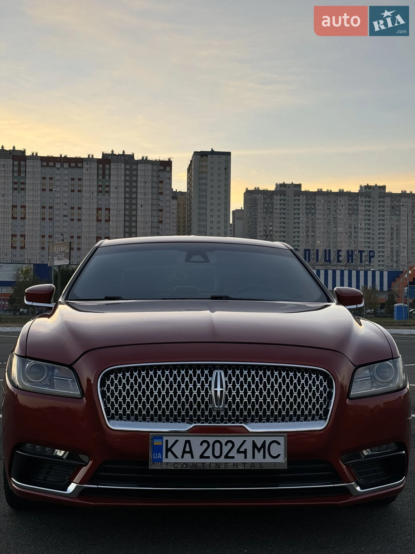 2020 Lincoln Continental - мініатюра 2
