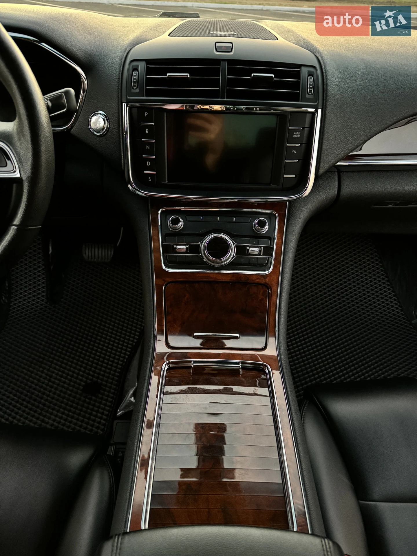 2020 Lincoln Continental - мініатюра 54