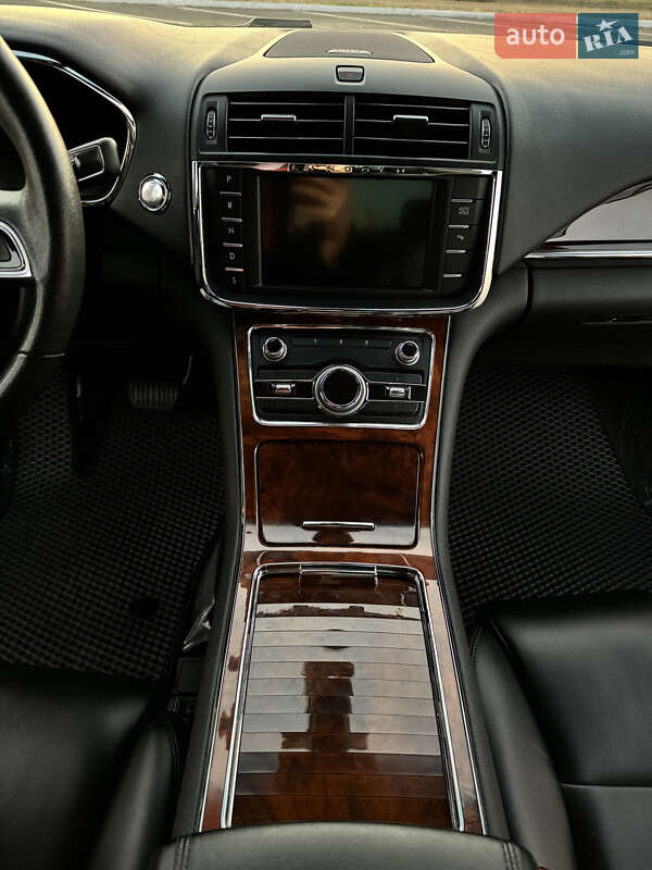 Седан Lincoln Continental 2020 в Киеве фото 54 Седан Lincoln Continental 2020 в Киеве