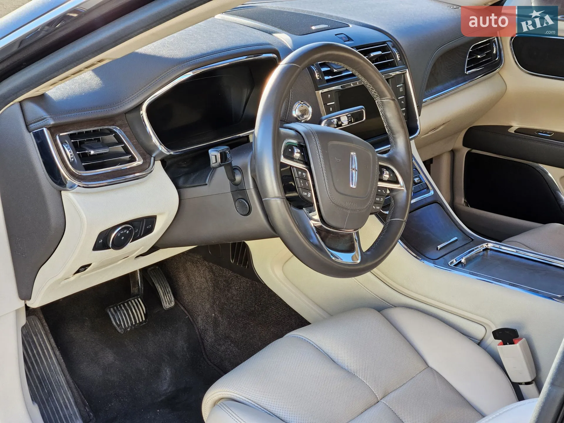 2018 Lincoln Continental - мініатюра 19