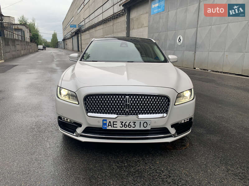 Седан Lincoln Continental 2017 в Днепре