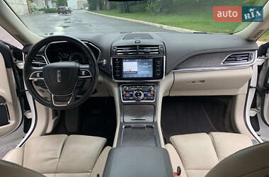 Седан Lincoln Continental 2017 в Днепре
