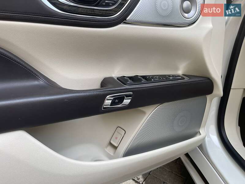 Седан Lincoln Continental 2018 в Києві