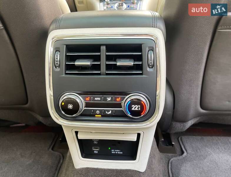 Седан Lincoln Continental 2018 в Києві