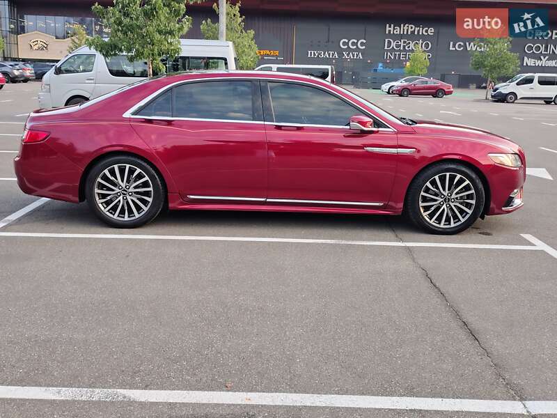 Седан Lincoln Continental 2016 в Киеве