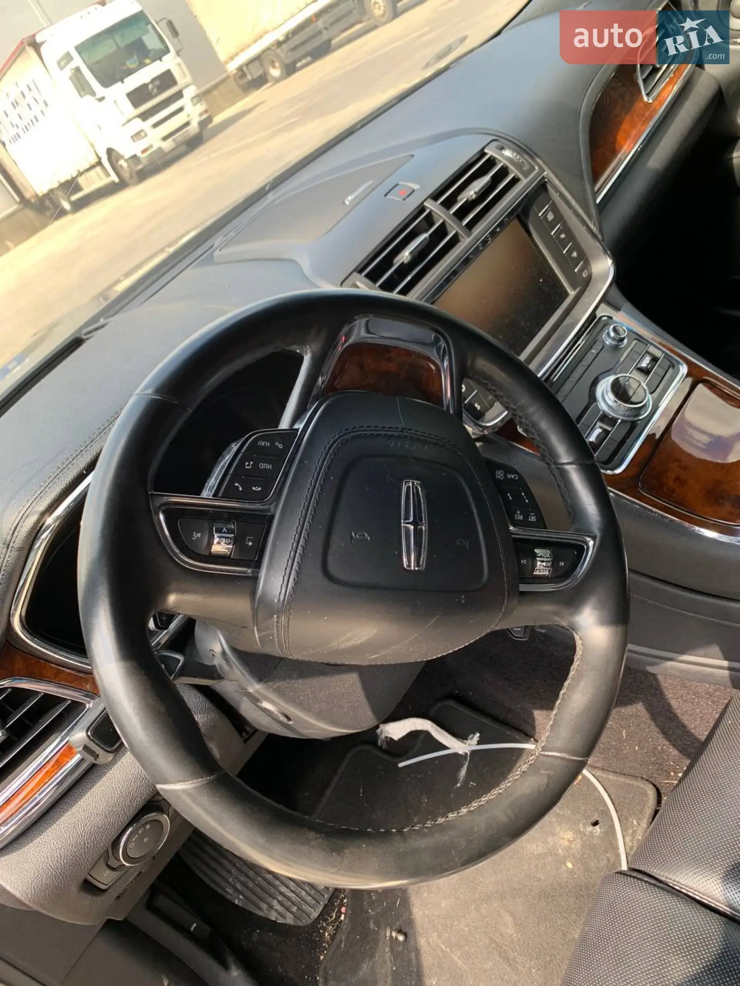 2018 Lincoln Continental - мініатюра 14