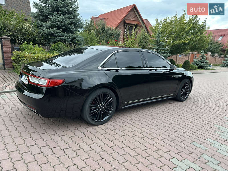 Седан Lincoln Continental 2016 в Чернівцях