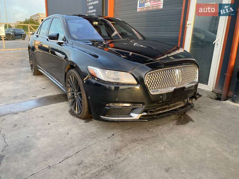 Седан Lincoln Continental 2017 в 