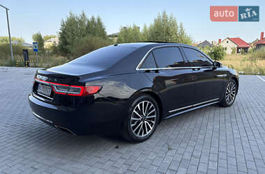 Седан Lincoln Continental 2016 в 