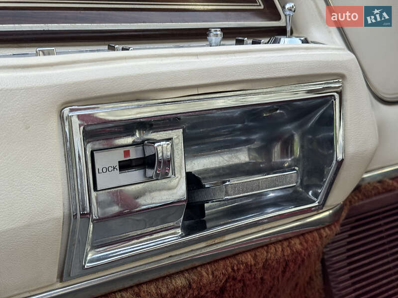 Купе Lincoln Continental 1980 в Луцке