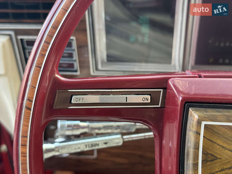 Купе Lincoln Continental 1980 в Луцке