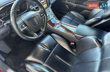 Седан Lincoln Continental 2017 в 