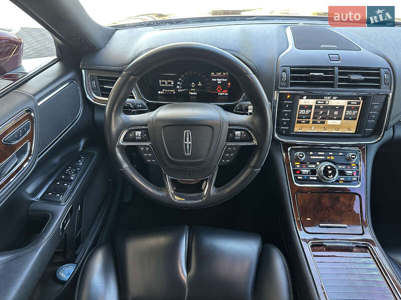 Седан Lincoln Continental 2017 в Києві фото 28 Седан Lincoln Continental 2017 в Києві