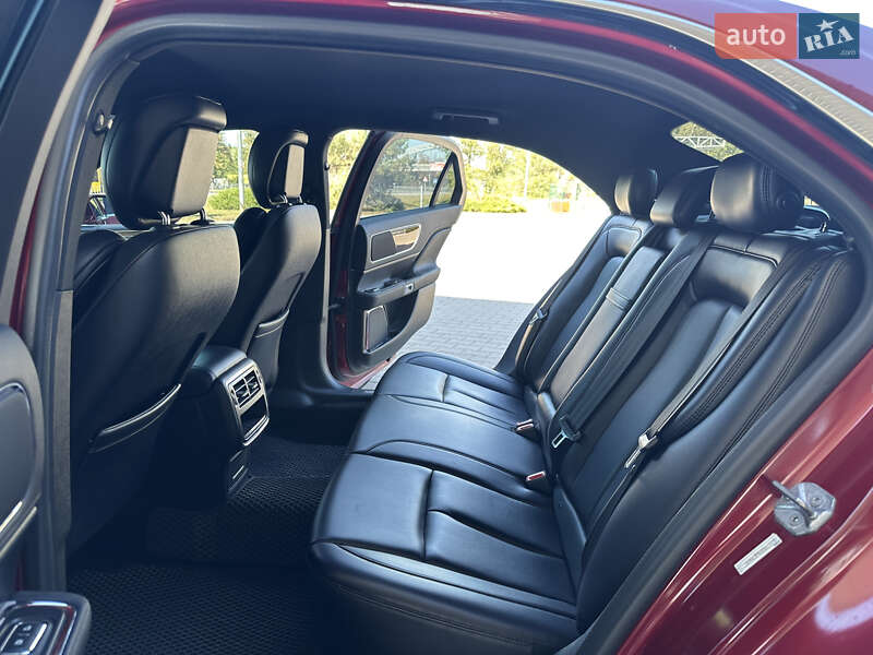 Седан Lincoln Continental 2017 в Києві фото 45 Седан Lincoln Continental 2017 в Києві