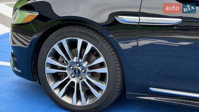 Седан Lincoln Continental 2016 в Києві фото 9 Седан Lincoln Continental 2016 в Києві