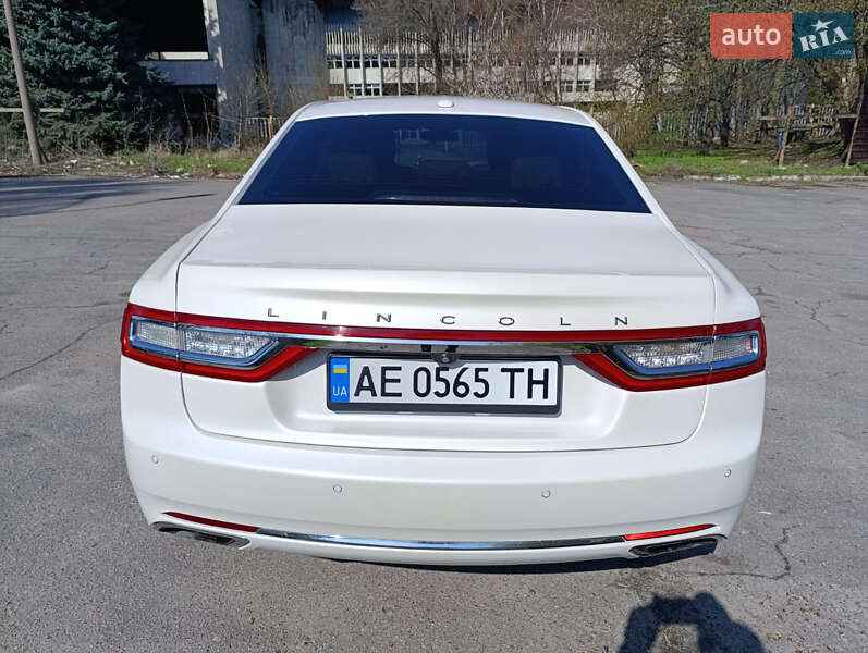 Седан Lincoln Continental 2016 в Днепре