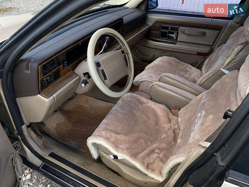 Седан Lincoln Continental 1990 в Новой Водолаге фото 10 Седан Lincoln Continental 1990 в Новой Водолаге