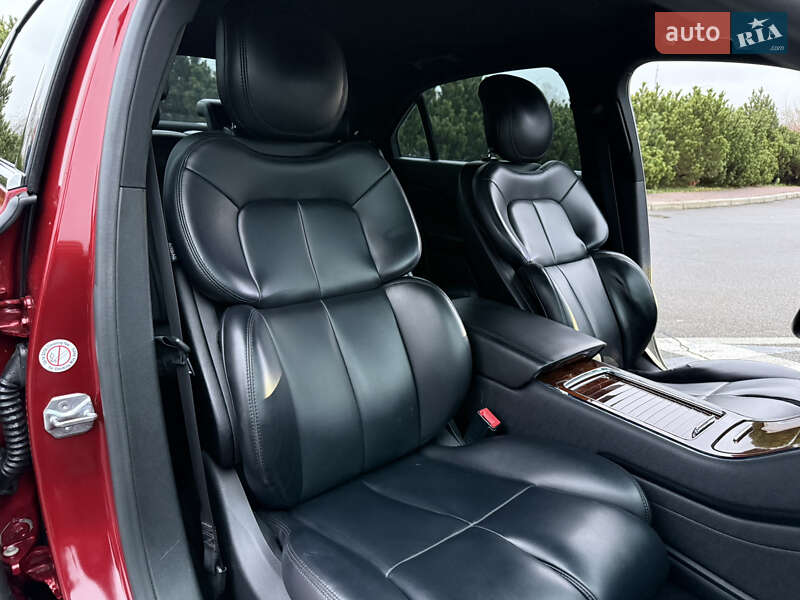 Седан Lincoln Continental 2017 в Киеве