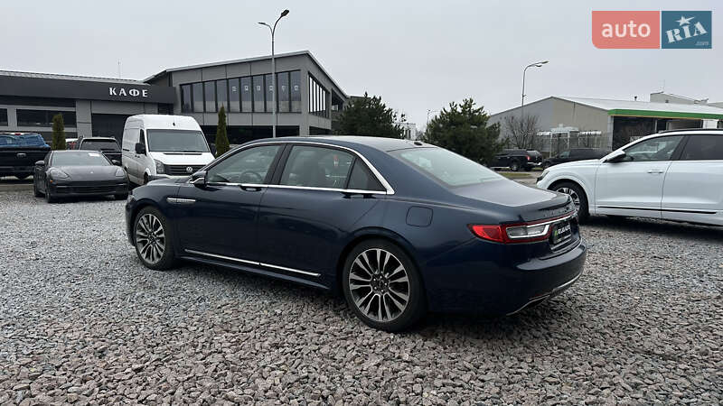 Седан Lincoln Continental 2016 в Львові