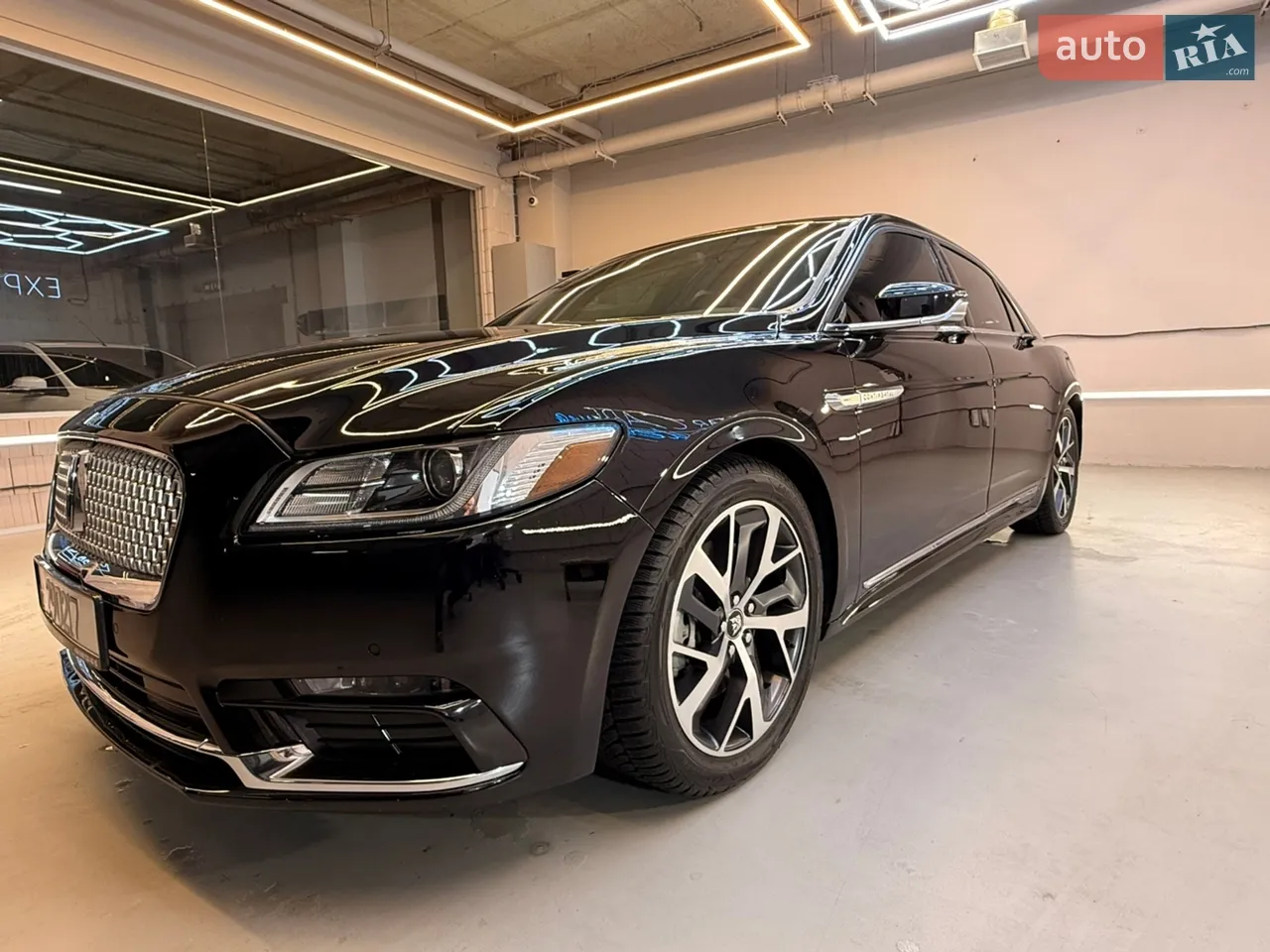 2016 Lincoln Continental - мініатюра 27