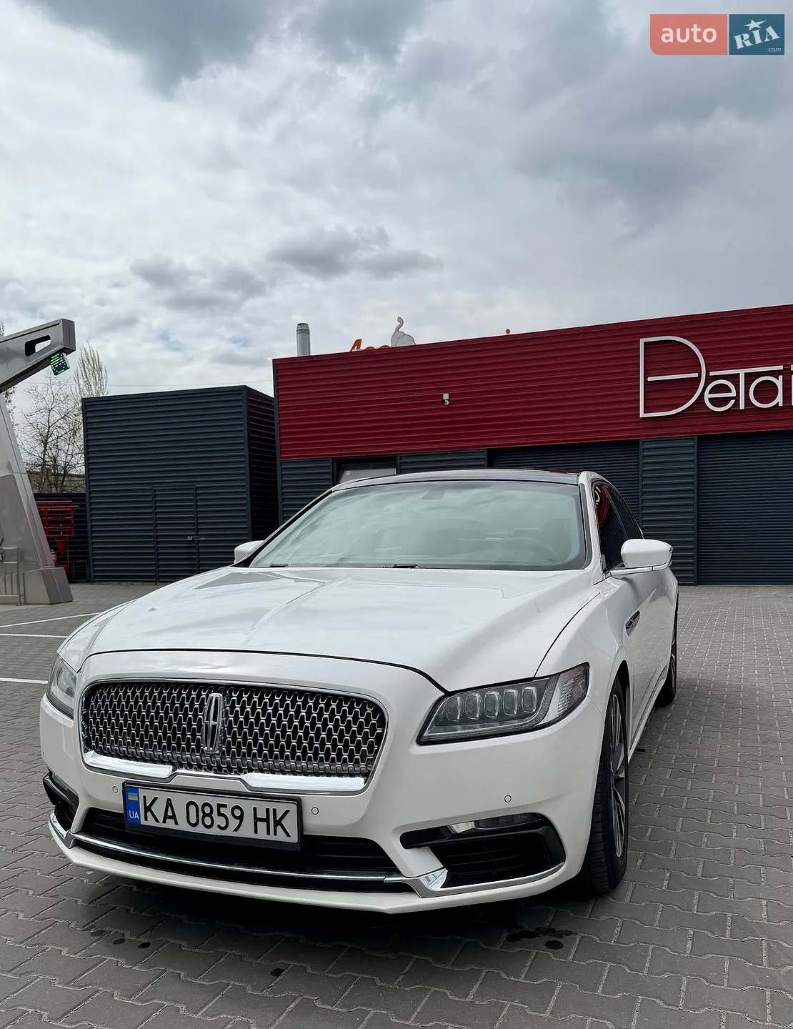 2018 Lincoln Continental - мініатюра 3