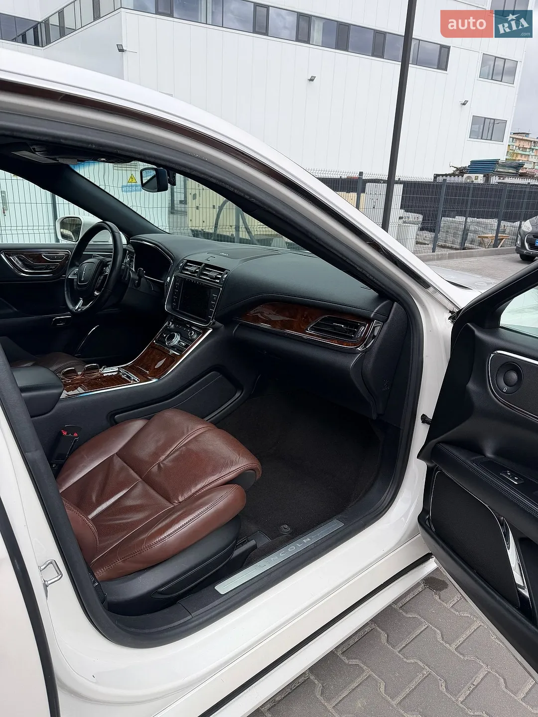 2018 Lincoln Continental - мініатюра 26