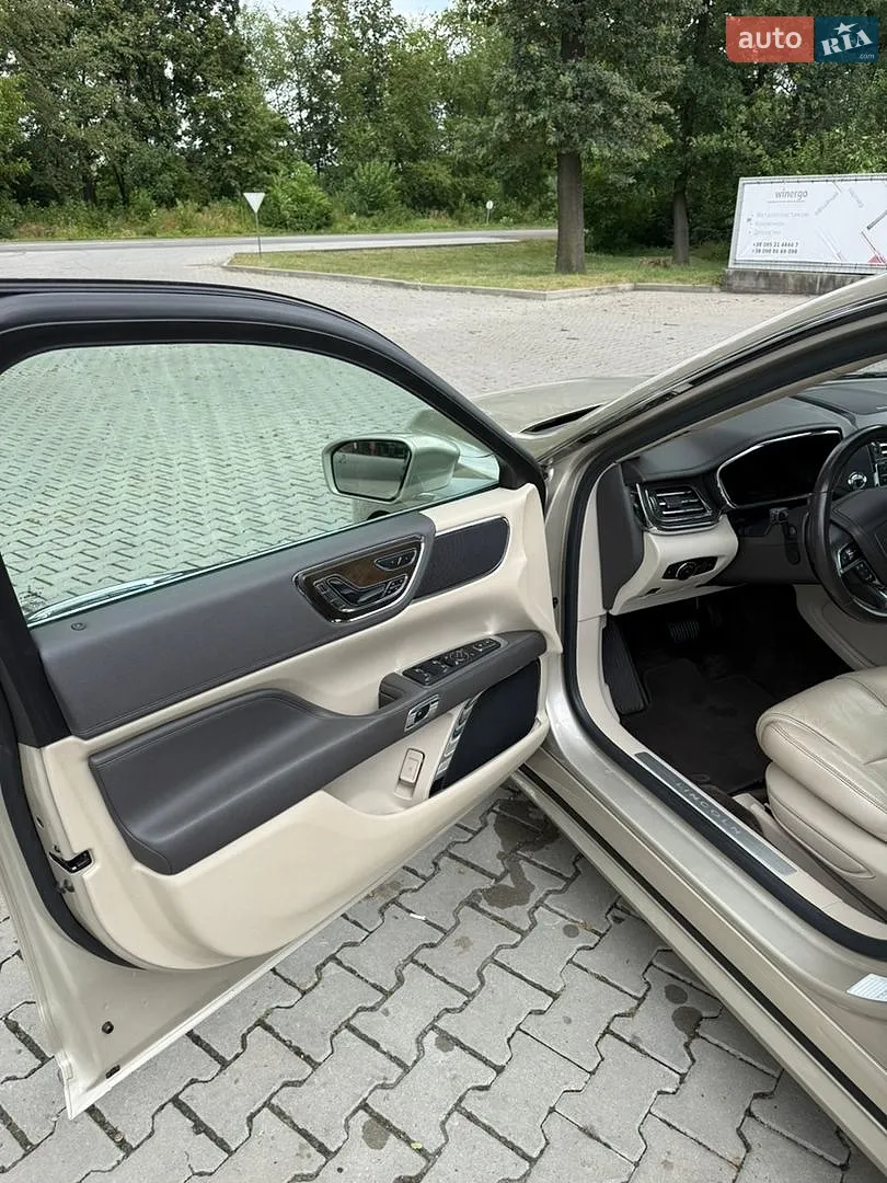 2017 Lincoln Continental - мініатюра 5