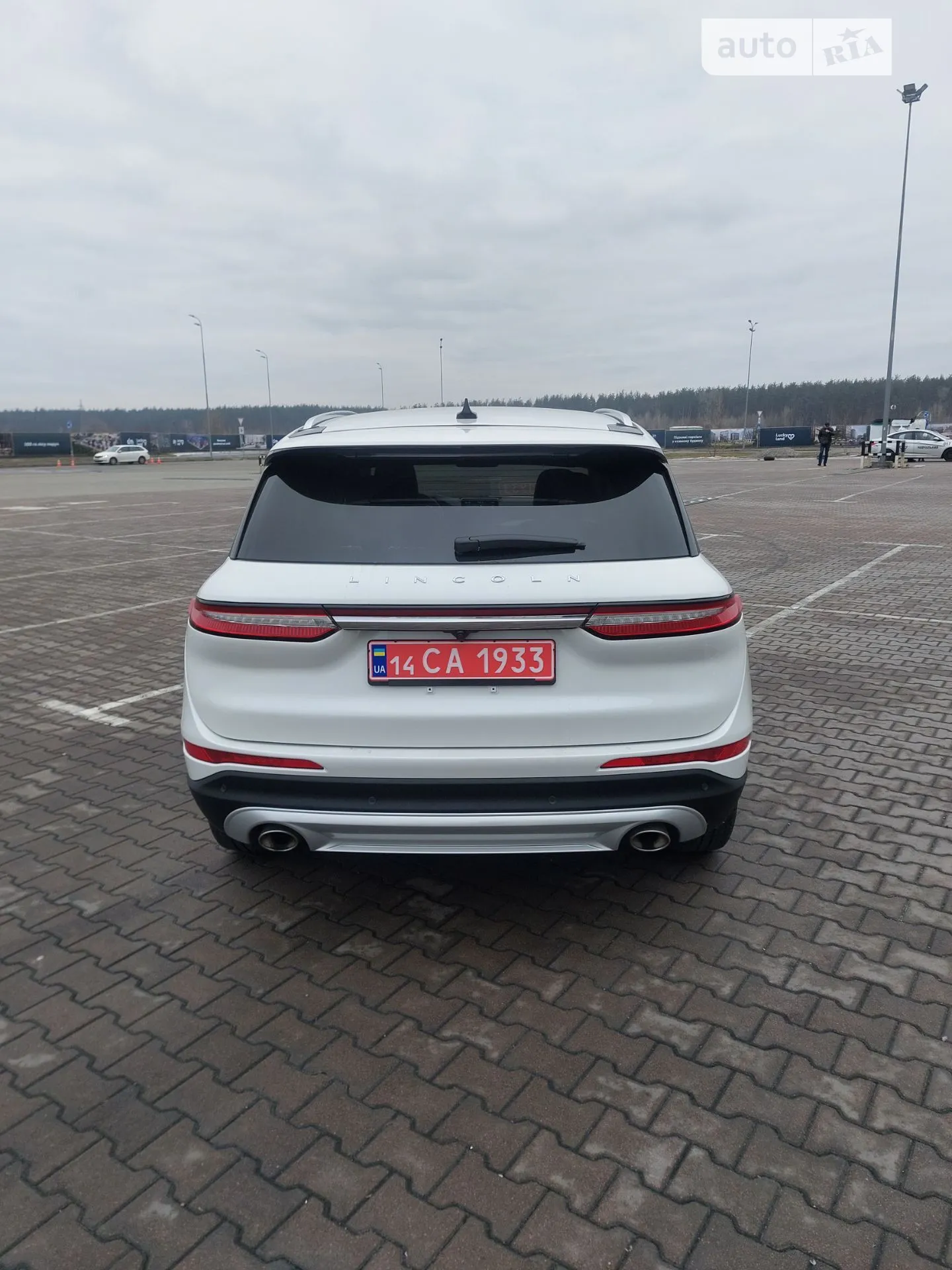 2022 Lincoln Corsair - мініатюра 5