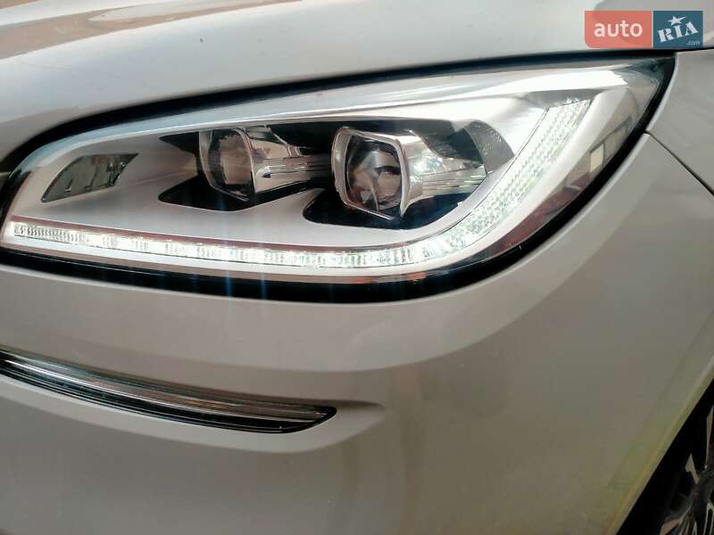 Внедорожник / Кроссовер Lincoln Corsair 2020 в Запорожье фото 24 Внедорожник / Кроссовер Lincoln Corsair 2020 в Запорожье