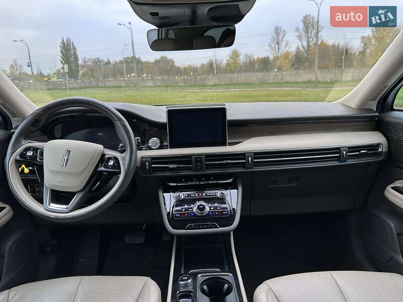 Позашляховик / Кросовер Lincoln Corsair 2022 в Києві