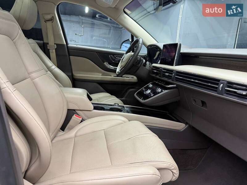 Позашляховик / Кросовер Lincoln Corsair 2019 в Чернівцях