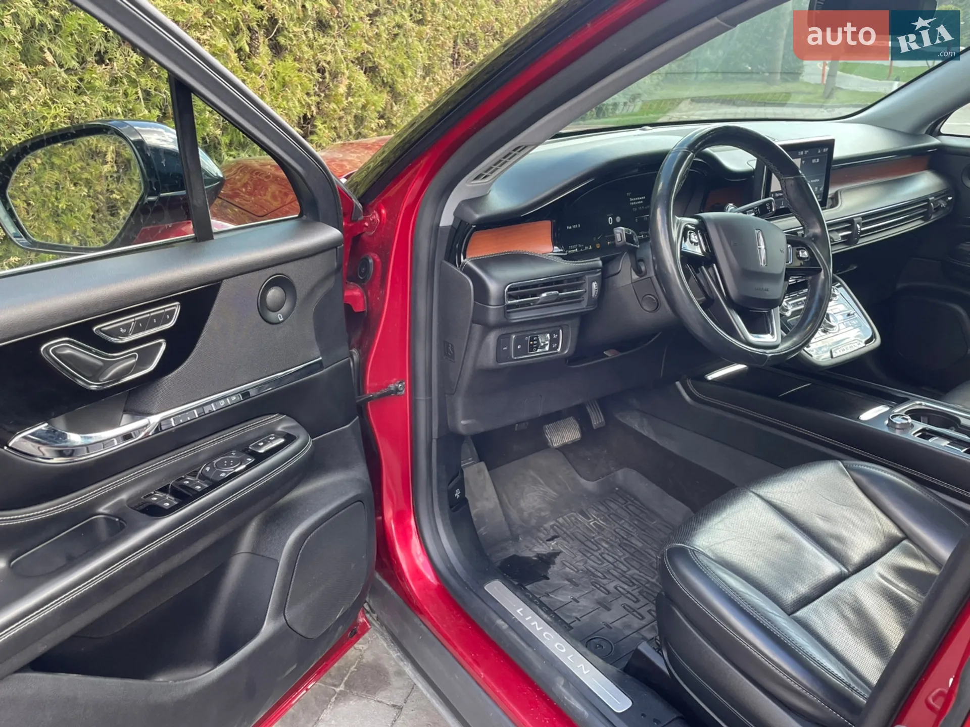 2020 Lincoln Corsair - мініатюра 7