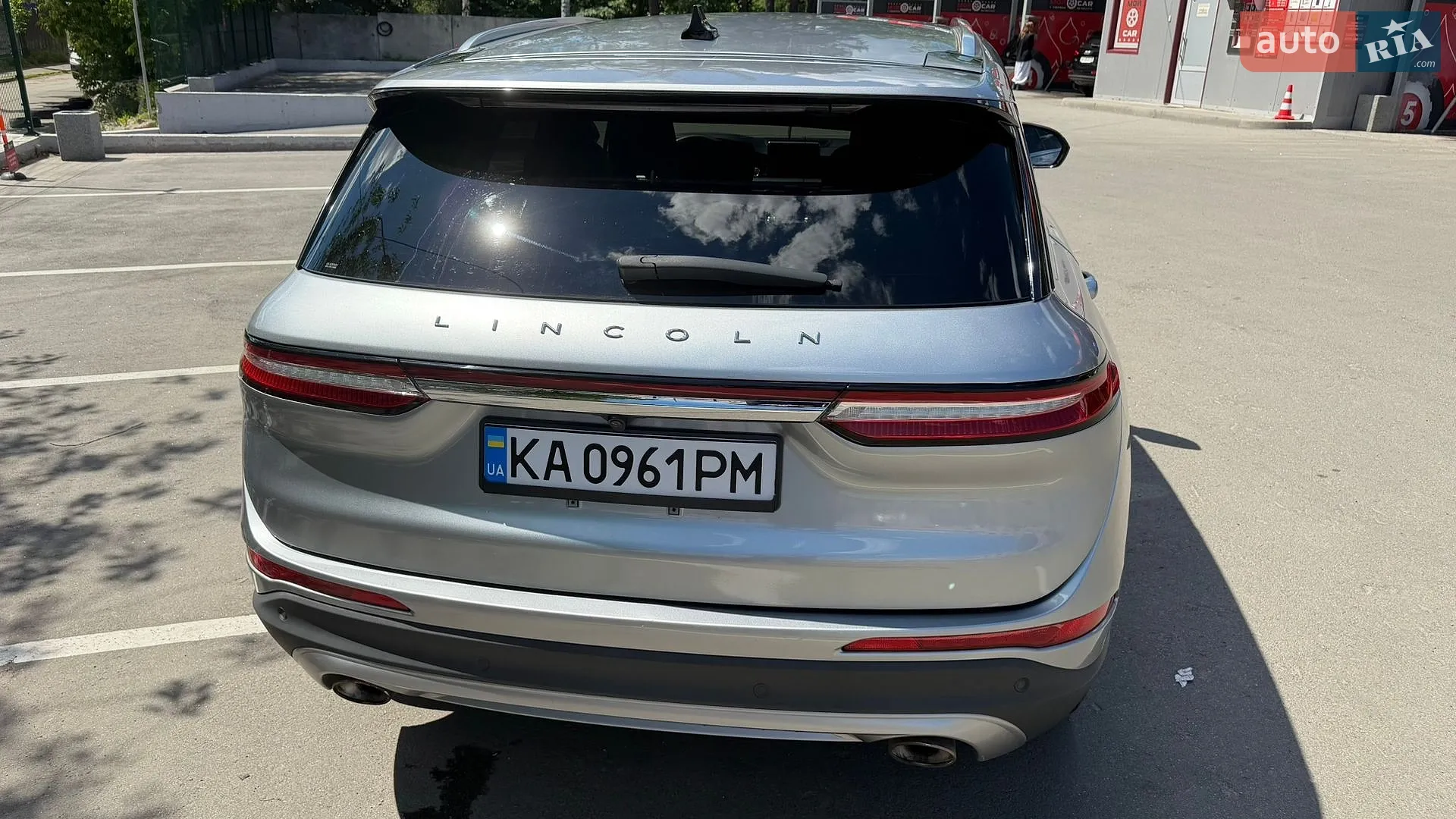 2022 Lincoln Corsair - мініатюра 12