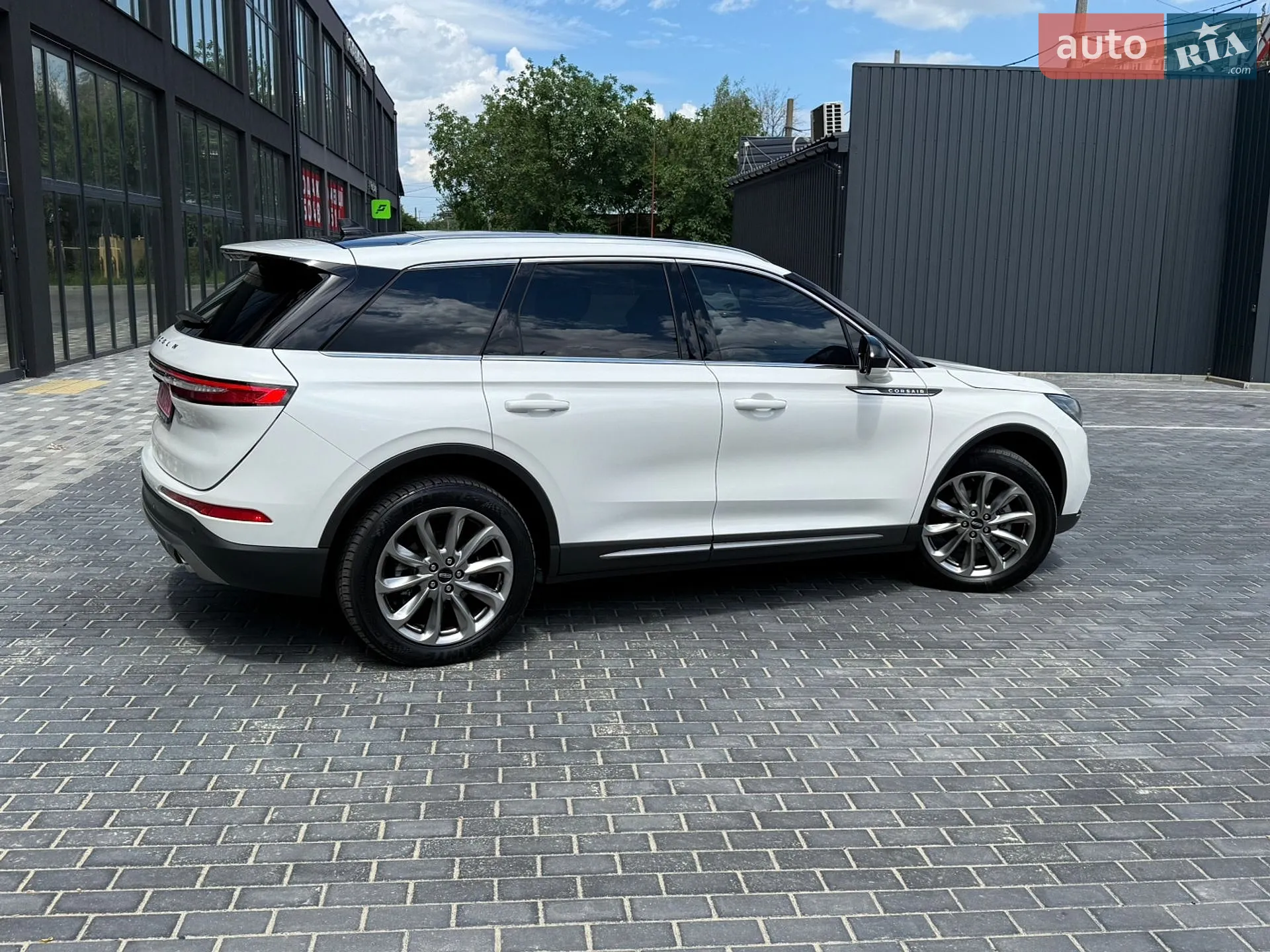 2020 Lincoln Corsair - мініатюра 13