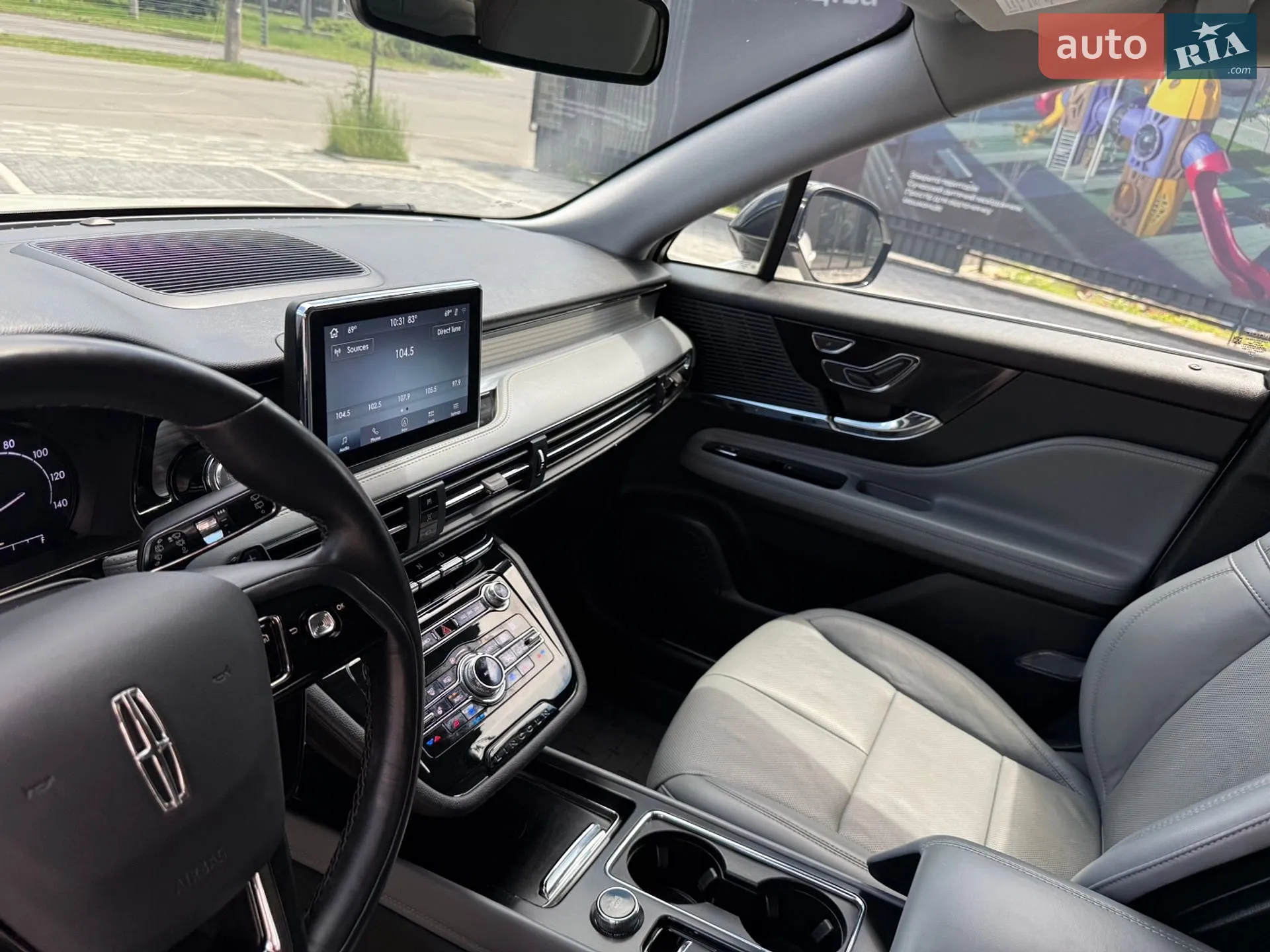 2020 Lincoln Corsair - мініатюра 43