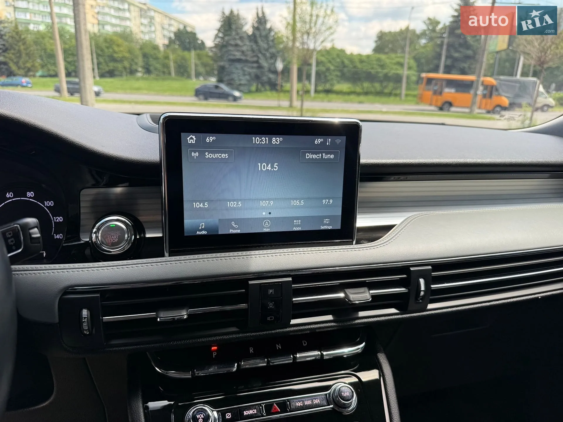 2020 Lincoln Corsair - мініатюра 46