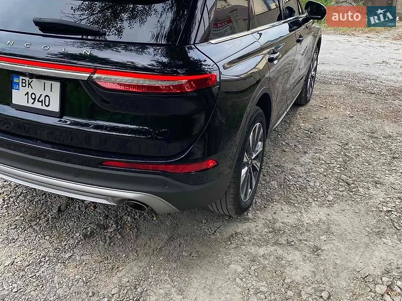 Lincoln Corsair 2022 VIN 5LMCJ2C95NUL35375 фото оголошення 9 з 69