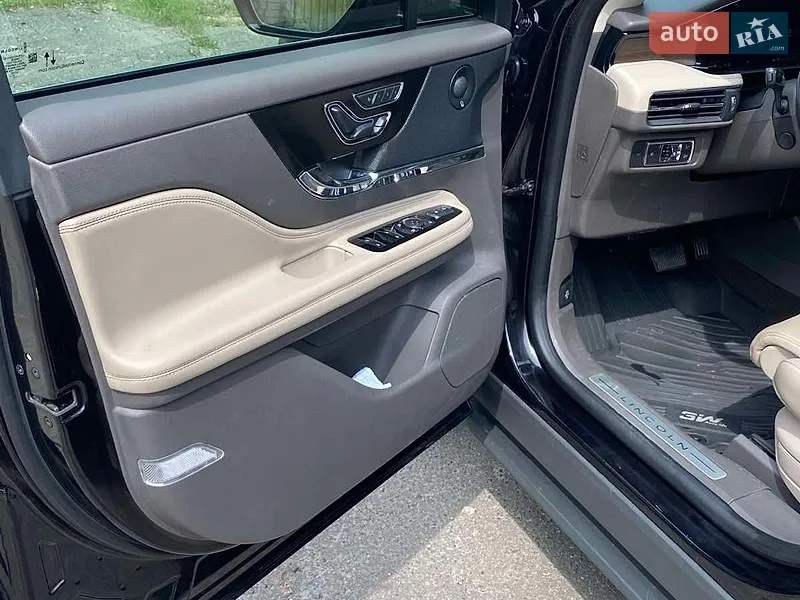 Lincoln Corsair 2022 VIN 5LMCJ2C95NUL35375 фото оголошення 26 з 69