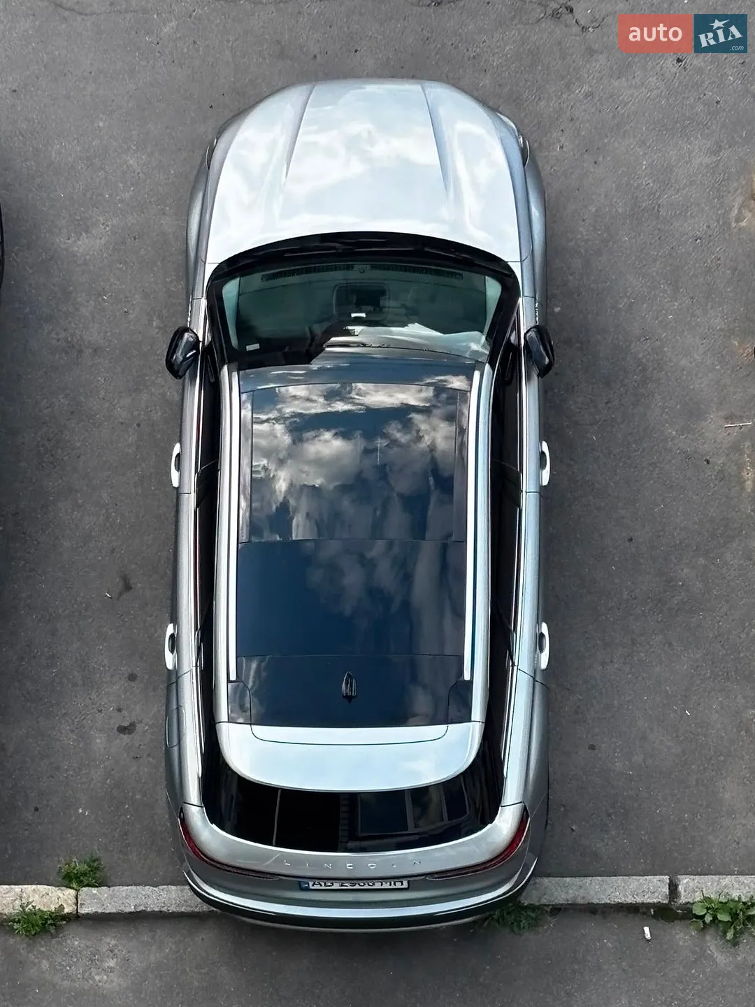 2021 Lincoln Corsair - мініатюра 12