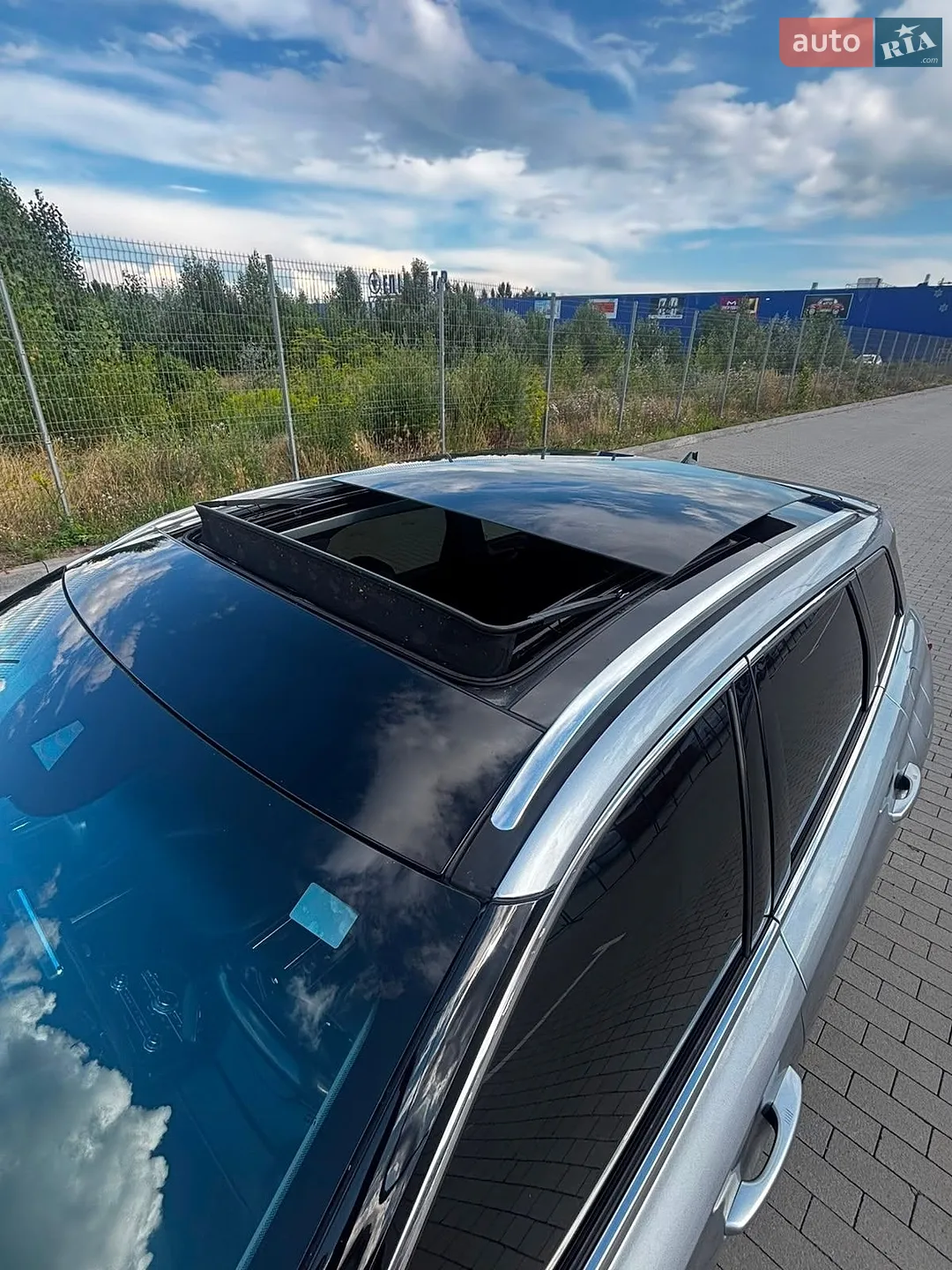 2021 Lincoln Corsair - мініатюра 11