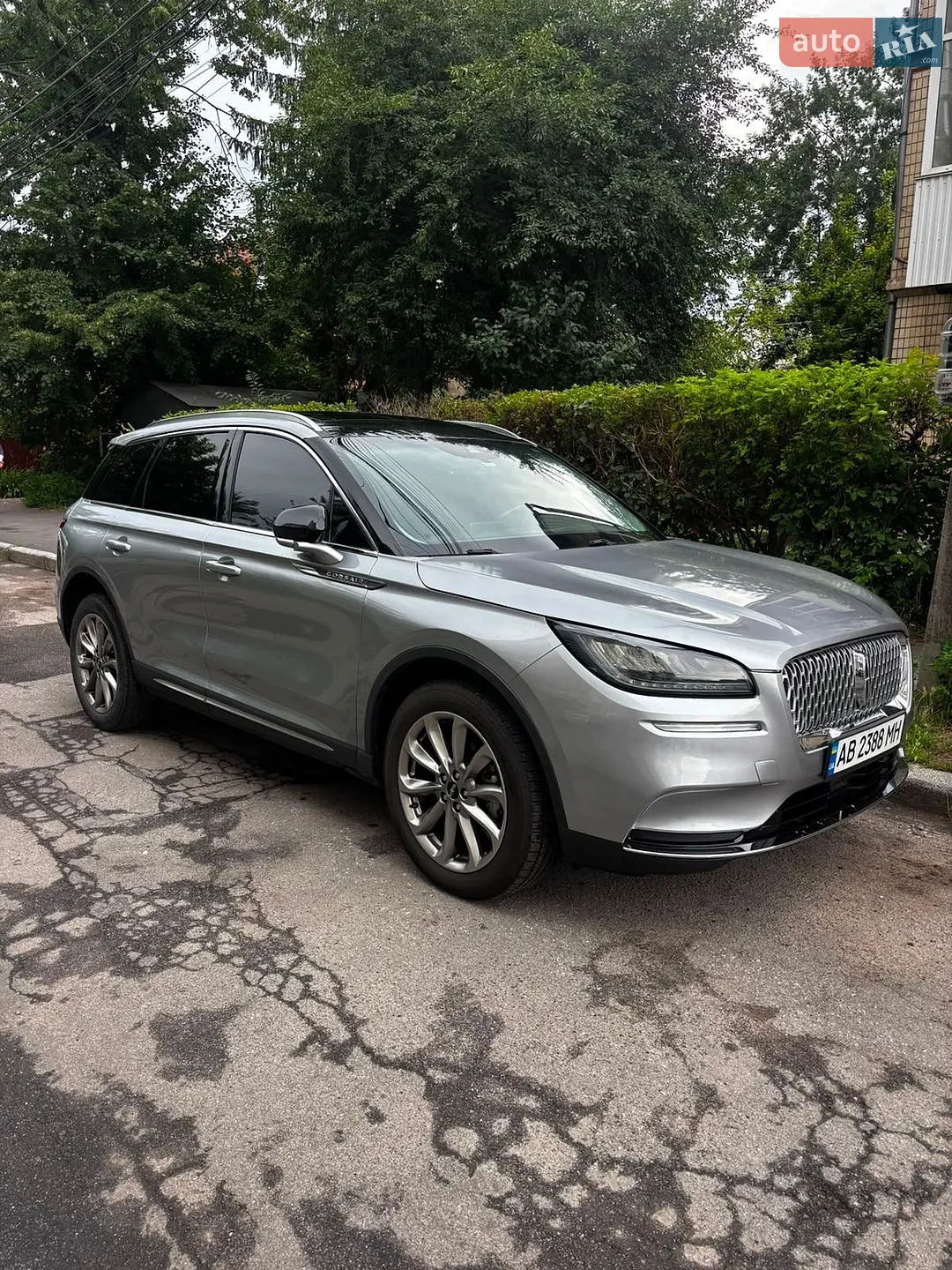 2021 Lincoln Corsair - мініатюра 3