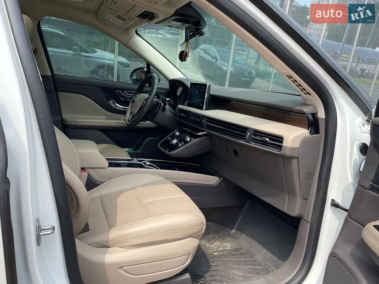 2019 Lincoln Corsair - мініатюра 19