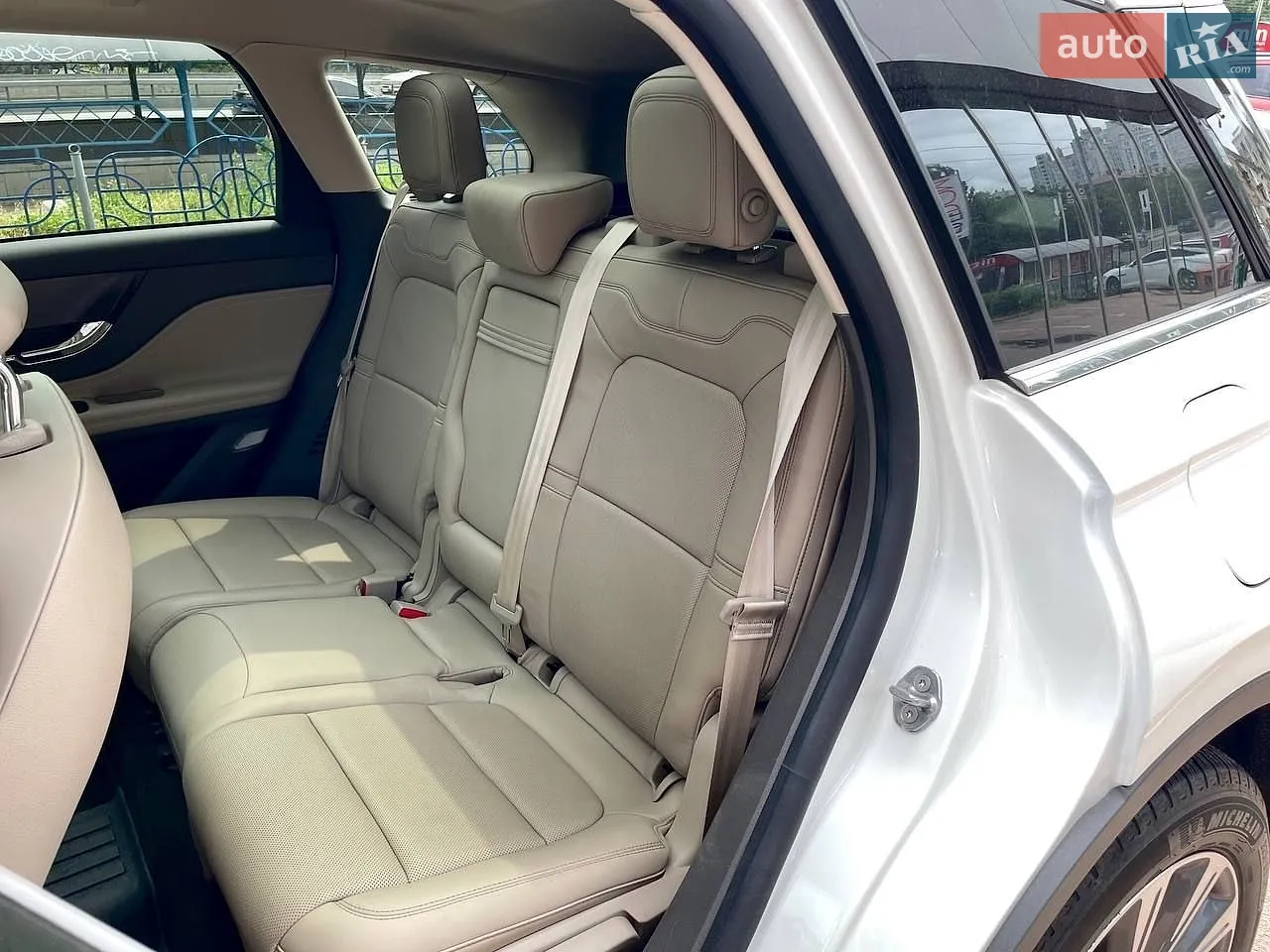 2019 Lincoln Corsair - мініатюра 17