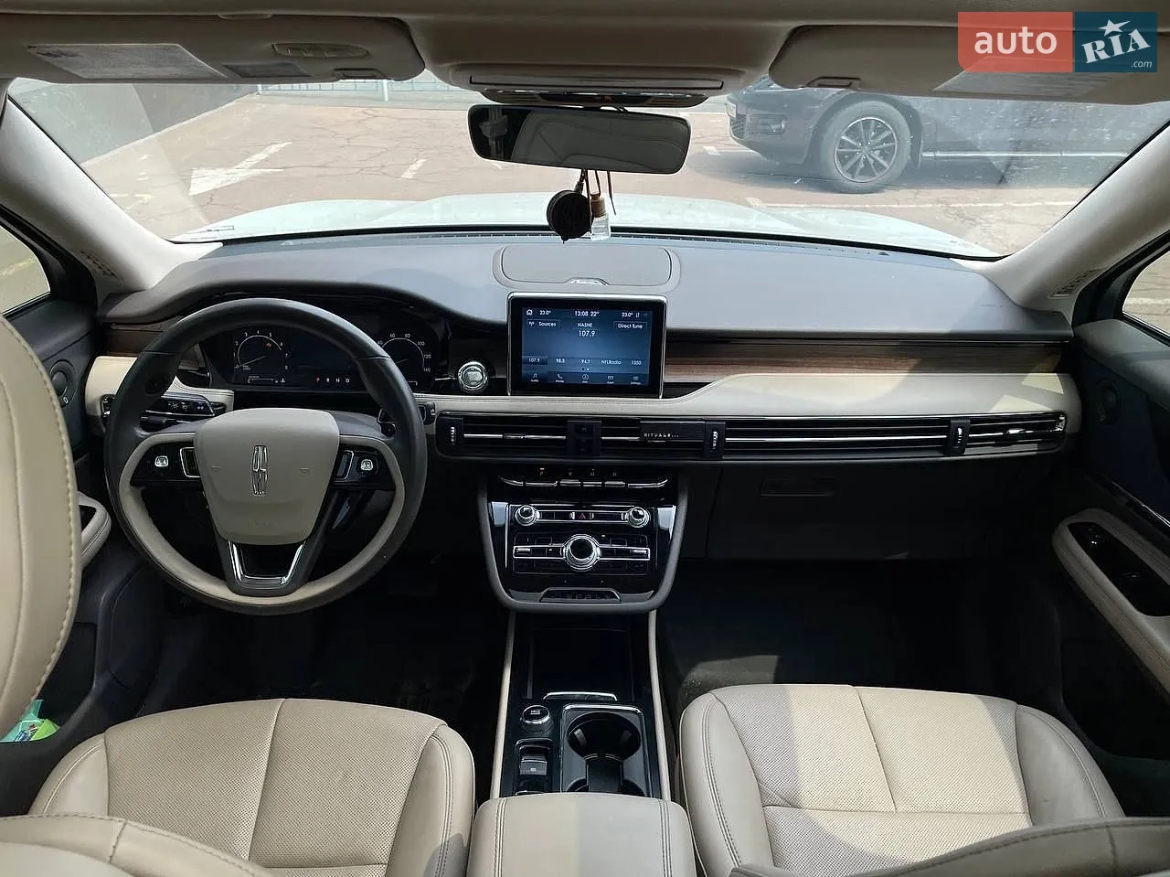 2019 Lincoln Corsair - мініатюра 24