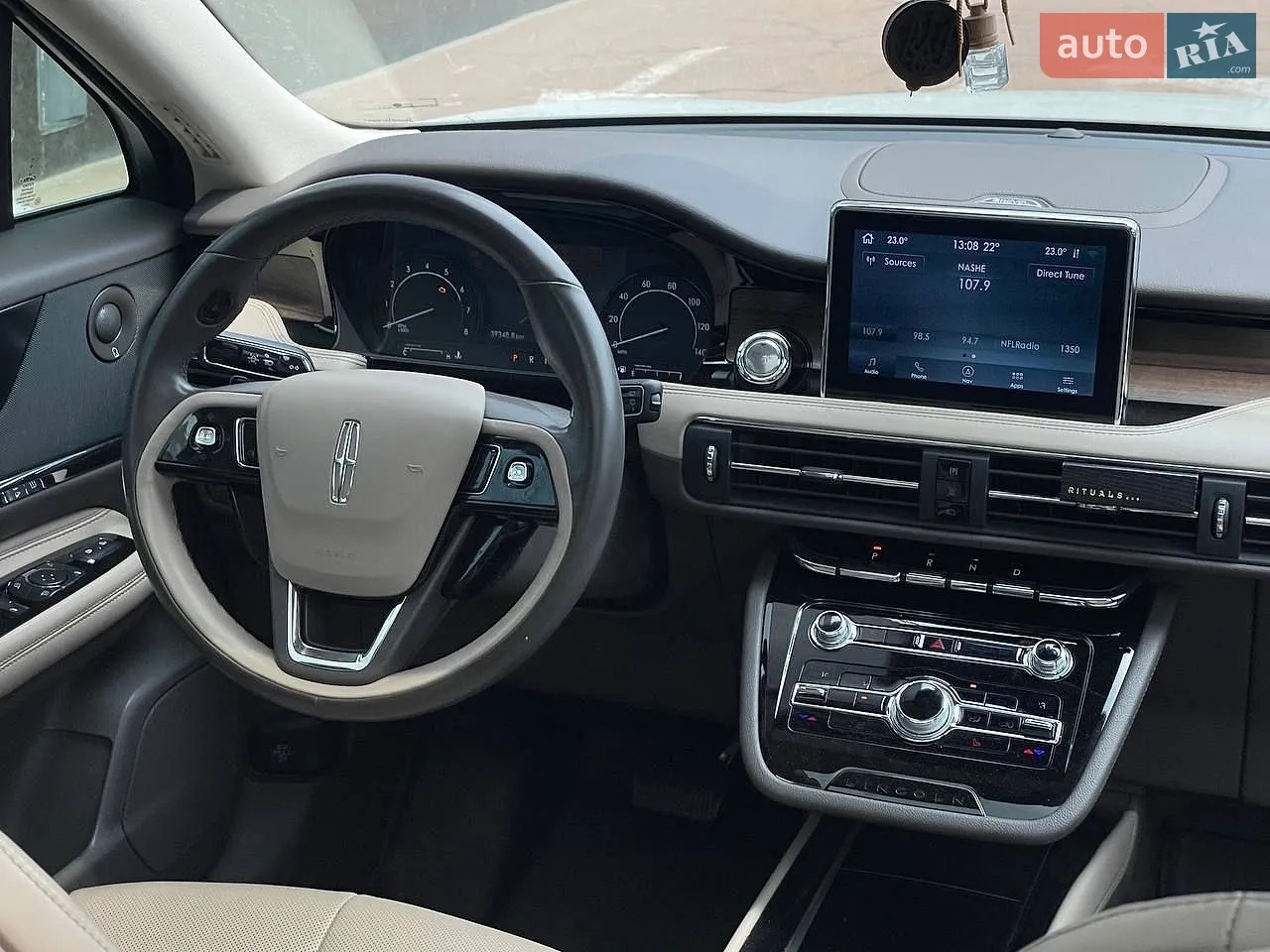 2019 Lincoln Corsair - мініатюра 26