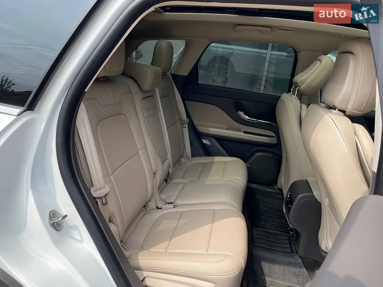 2019 Lincoln Corsair - мініатюра 20