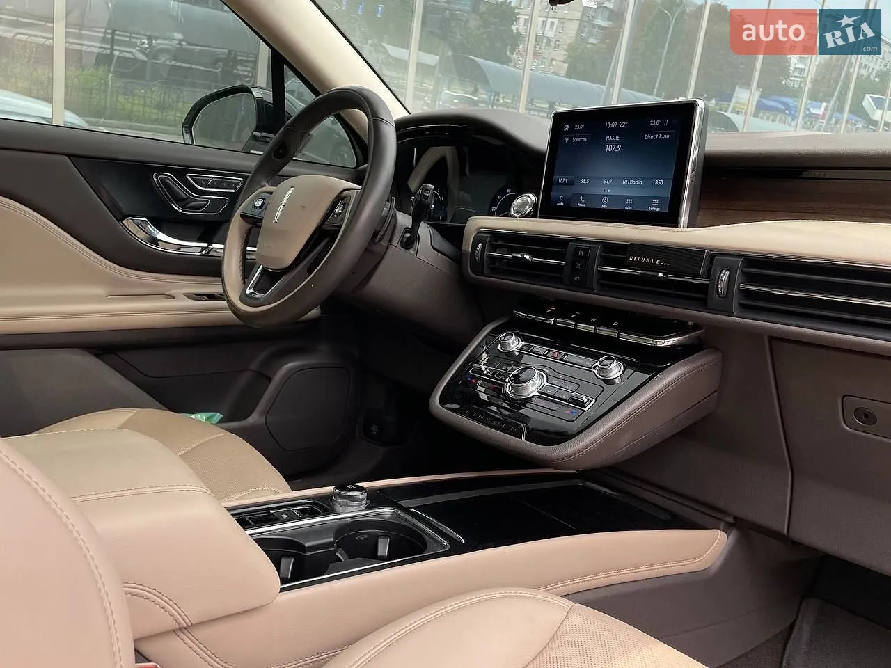 2019 Lincoln Corsair - мініатюра 33