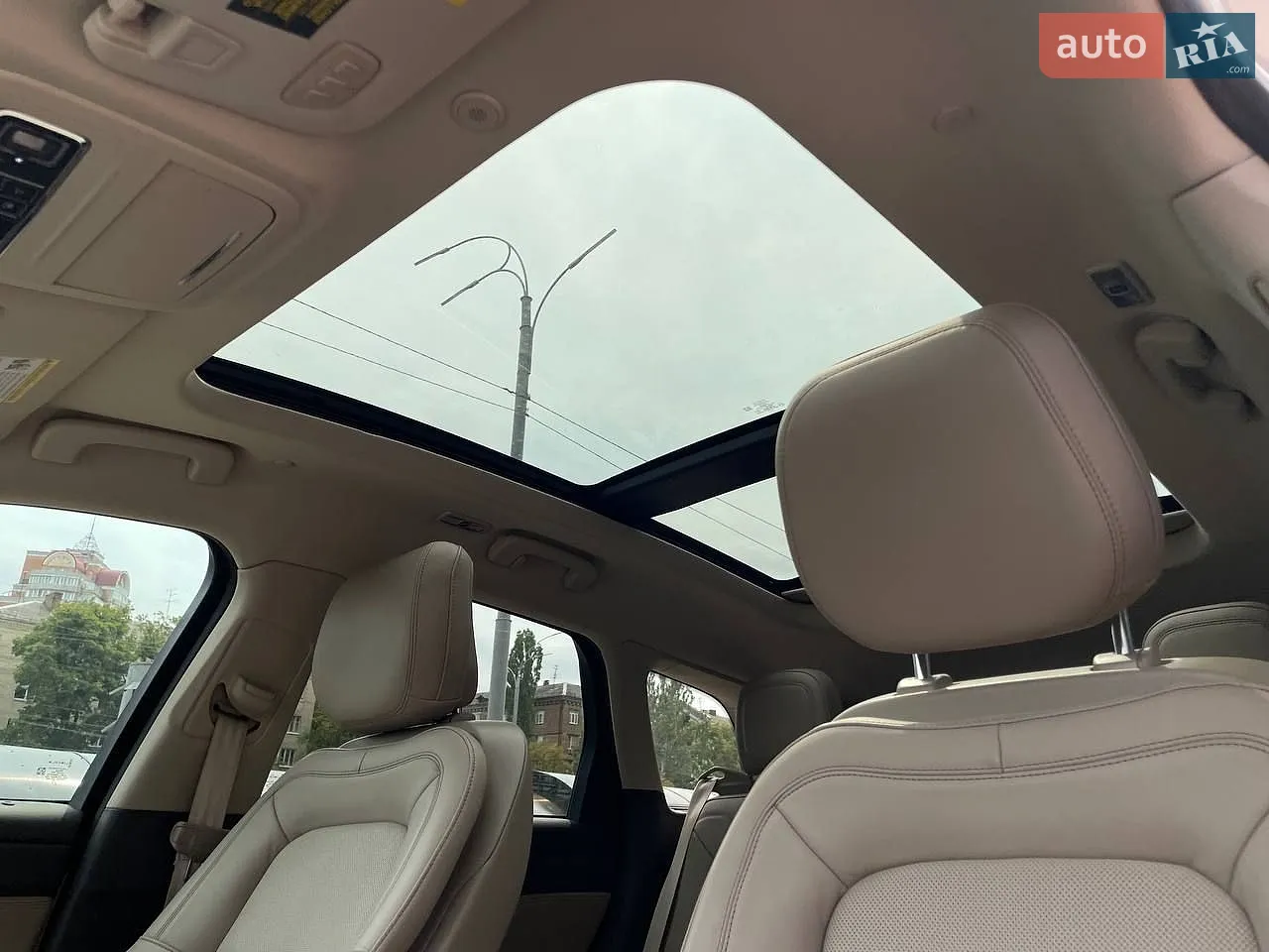 2019 Lincoln Corsair - мініатюра 37