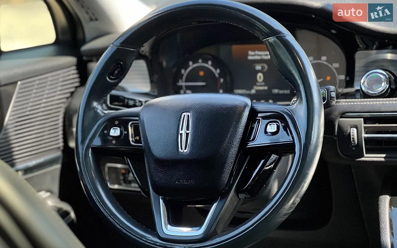 2021 Lincoln Corsair - мініатюра 26
